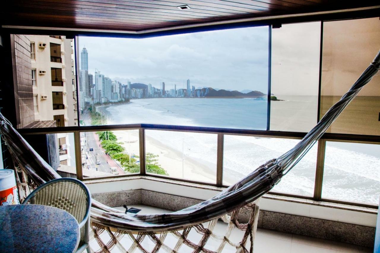 Apto Frente Mar Bal Camboriu Pe Na Areia Fantastica E Encantadora Vista Mar Balneário Camboriú Eksteriør billede